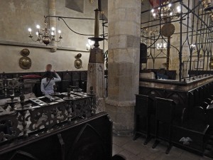 Unutrašnjost Staro-nove sinagoge u Pragu