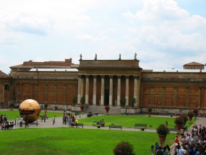 Dvorište vatikanskih muzeja