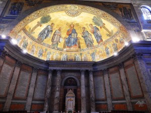 Unutrašnjost bazilike Svetog Pavla u Rimu