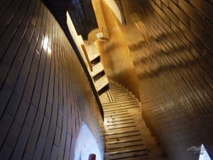 Uske stepenice koje vode do kupole bazilike