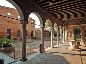 Dvorište Muzeja stakla na ostrvu Murano