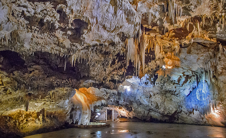 The Lipska cave