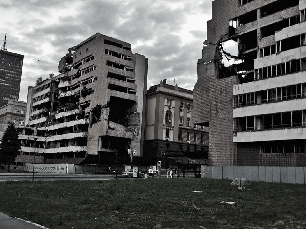 Photos Of NATO Bombing Of Serbia - KASADOO