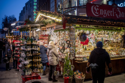 El tradicional mercado navideño