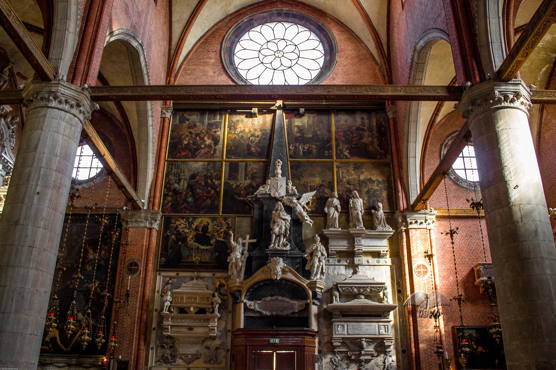 Monument dedicated to Girolamo Garzoni