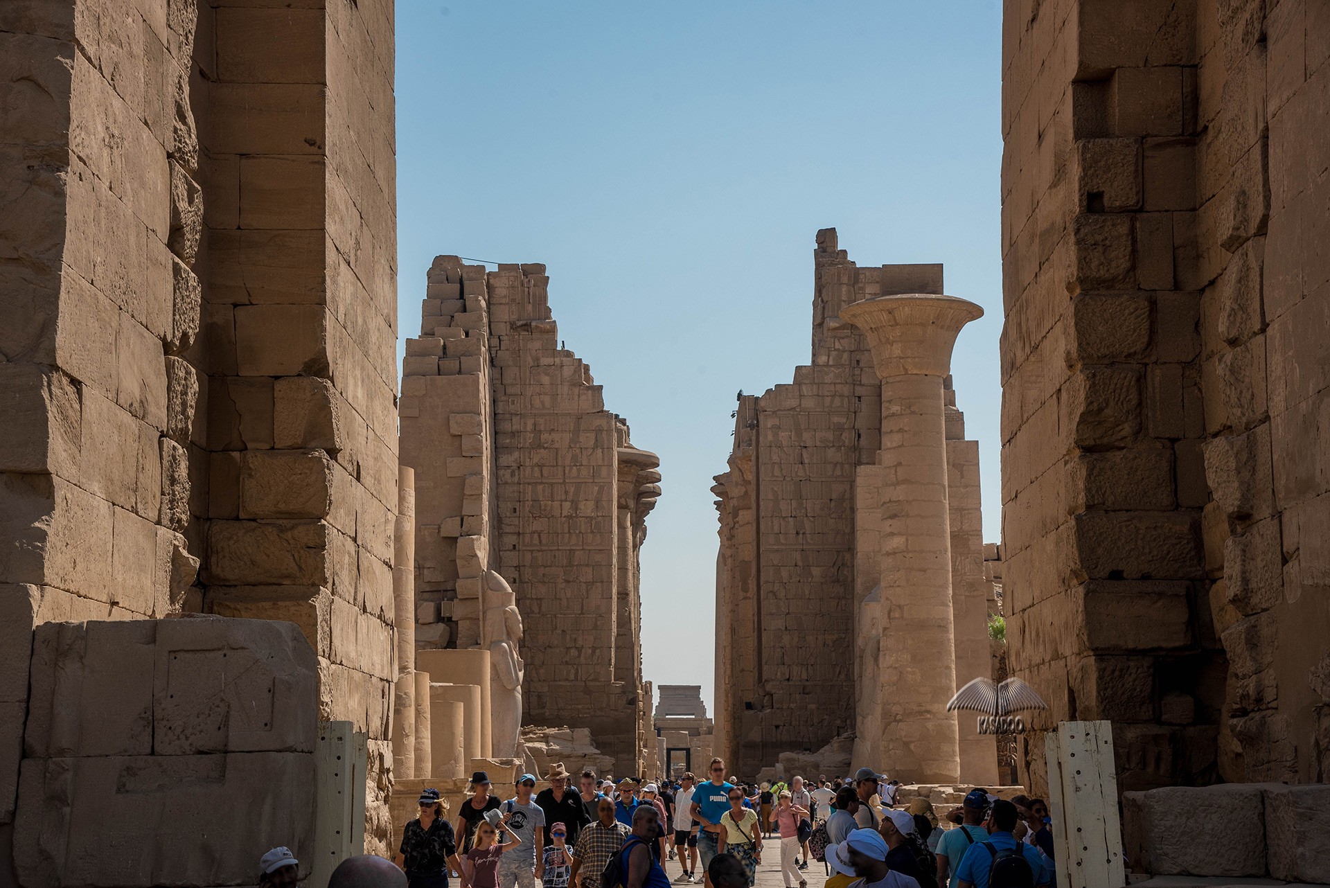 Pasaje en el Templo de Karnak