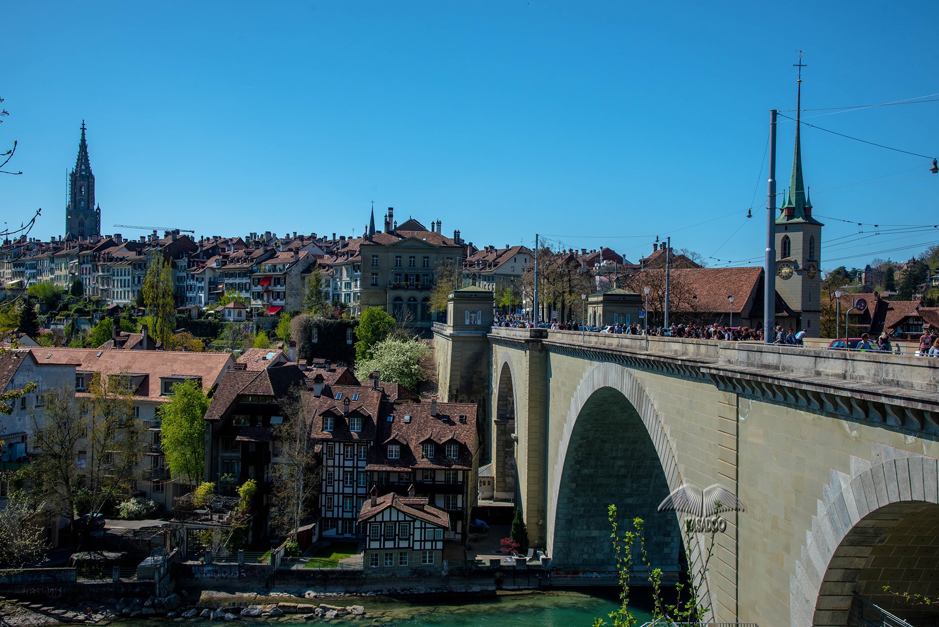 Nydegg most-prostire se preko reke Aare-Bern-Švajcarska