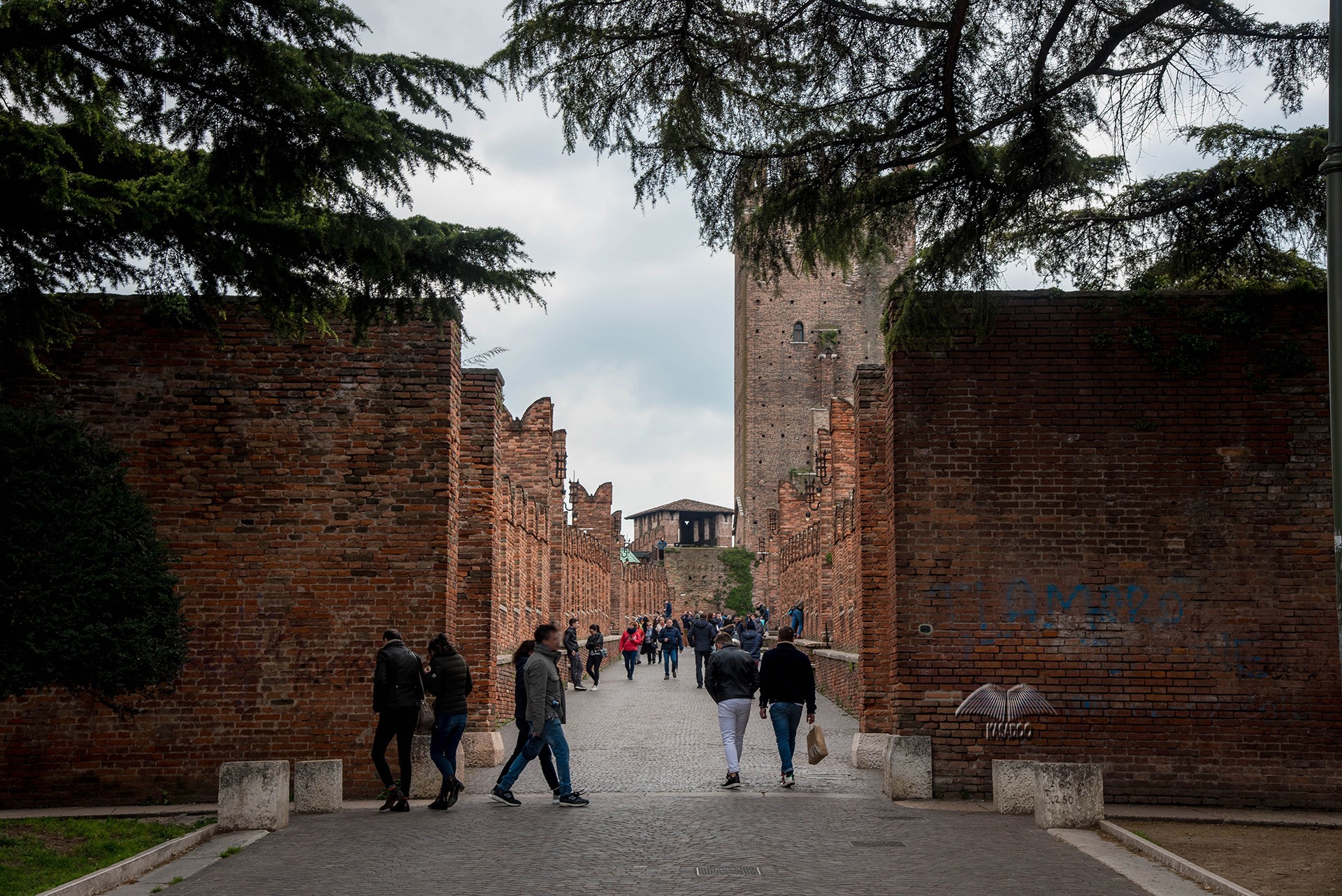 L'inizio del Ponte Scaligero