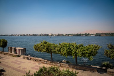Luksor’daki Nil sahili