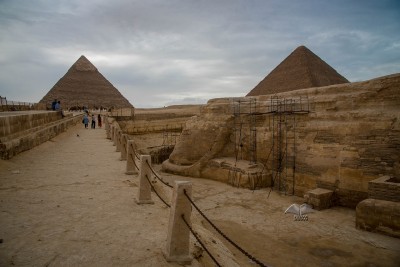 The road to the pyramids