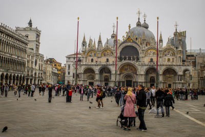 Pogled na ceo trg Svetog Marka u Veneciji-Italija